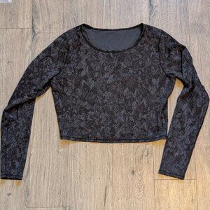 🖤 Lululemon Long Sleeve Crop Top — Black & Gray Pattern 🖤